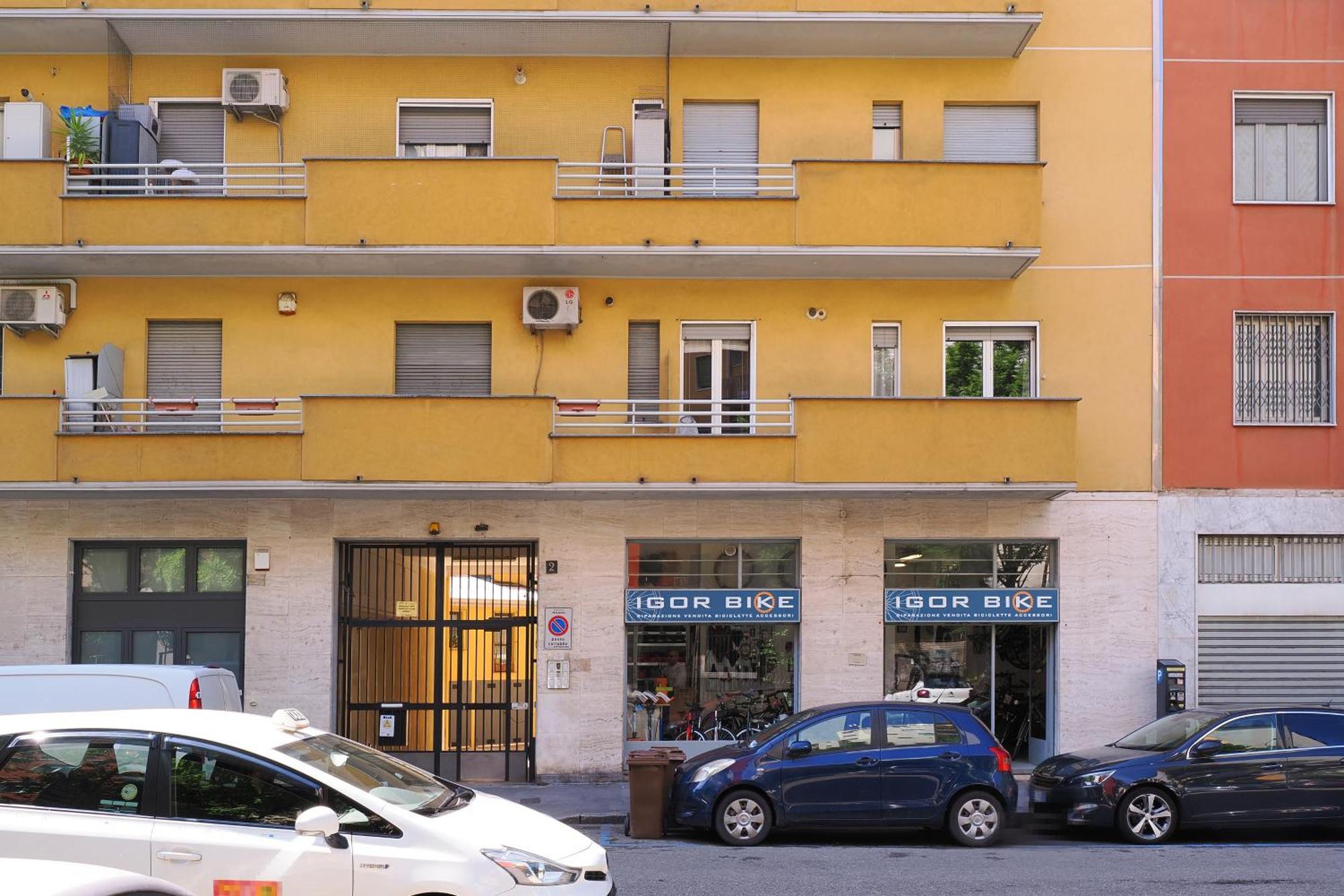 Mila Apartments Venosa Milan Luaran gambar